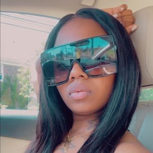 Meet your Posher, Cristal